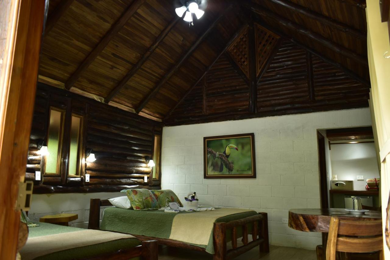 Arenal Oasis Eco Lodge&Wildlife Refuge La Fortuna Exterior foto